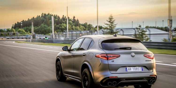 Alfa Romeo lança edições limitadas "NRing" do Giulia e Stelvio Quadrifoglio na Europa! 22