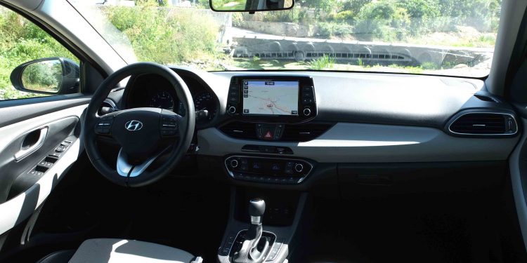 Hyundai i30 Fastback 1.4 Turbo GDI: Elegante, imponente e eficaz! 43