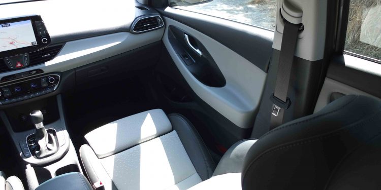 Hyundai i30 Fastback 1.4 Turbo GDI: Elegante, imponente e eficaz! 37