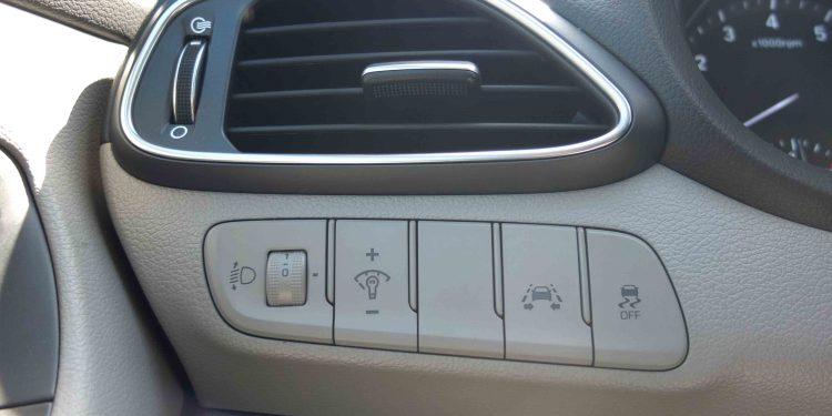 Hyundai i30 Fastback 1.4 Turbo GDI: Elegante, imponente e eficaz! 42