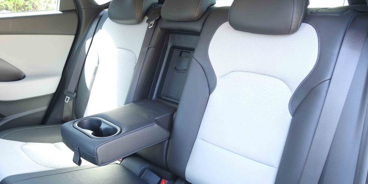 Hyundai i30 Fastback 1.4 Turbo GDI: Elegante, imponente e eficaz! 28