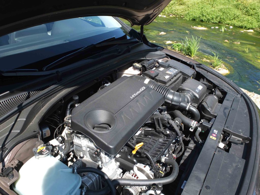 Hyundai i30 Fastback 1.4 Turbo GDI: Elegante, imponente e eficaz! 23