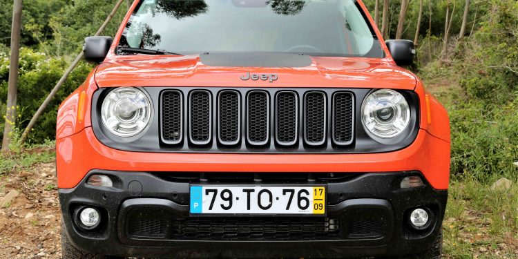 Jeep Renegade Trailhawk 2.0 4X4: Aventura em modo premium! 67 Jeep Renegade Trailhawk 2.0 4X4: Aventura em modo premium! 67