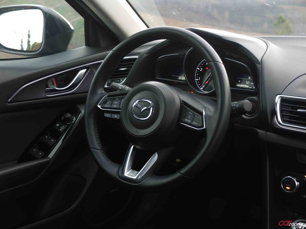 Mazda 3 SKYACTIV-D Excellence: Dinâmico e eficiente! 21