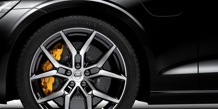 Volvo S60 T8 Polestar: Há 20 unidades à espera de dono! 19