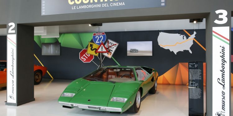 Lamborghini Celebra as suas "estrelas de cinema" com uma exposição! 28