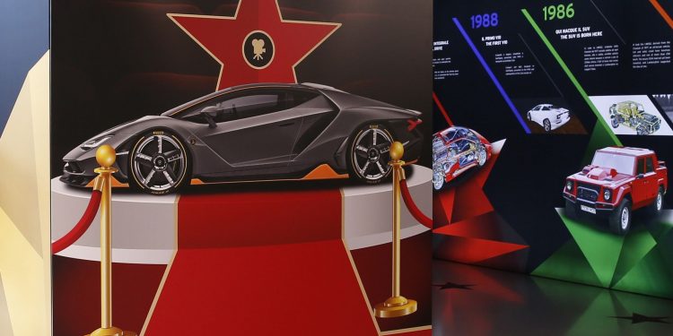 Lamborghini Celebra as suas "estrelas de cinema" com uma exposição! 16