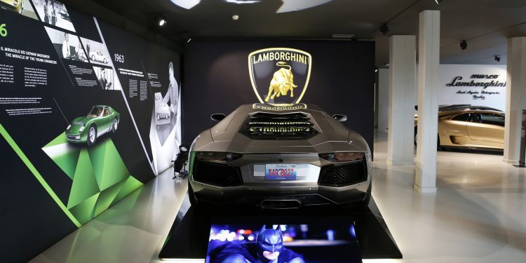 Lamborghini Celebra as suas "estrelas de cinema" com uma exposição! 37