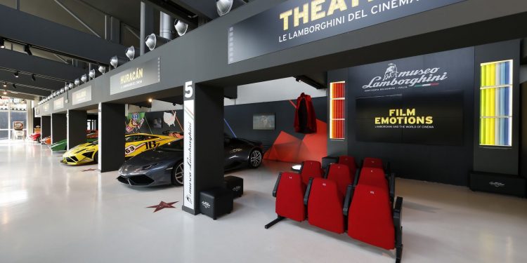 Lamborghini Celebra as suas "estrelas de cinema" com uma exposição! 31