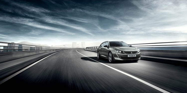 PEUGEOT revela a nova 508 SW! 24
