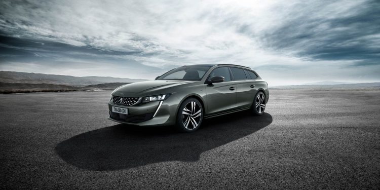 PEUGEOT revela a nova 508 SW! 17