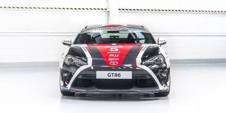 Toyota GT86 "veste-se" a rigor para as 24h Le Mans! 22