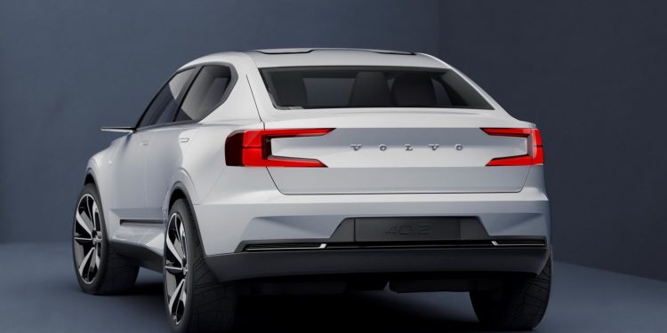 Polestar 2 pretende ser o rival do Tesla Model 3! 16