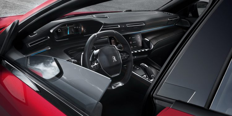 Peugeot prepara 508 Plug-in Hybrid com 300cv para 2019! 14