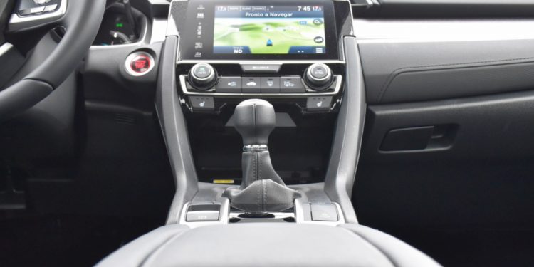 Honda Civic Sedan Executive 1.6 I-DTEC: É mesmo um Civic? 47