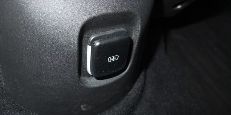 FIAT 500 L 1.3 Multijet Cross: Um Fiat 500 para familias "Cool"! 36