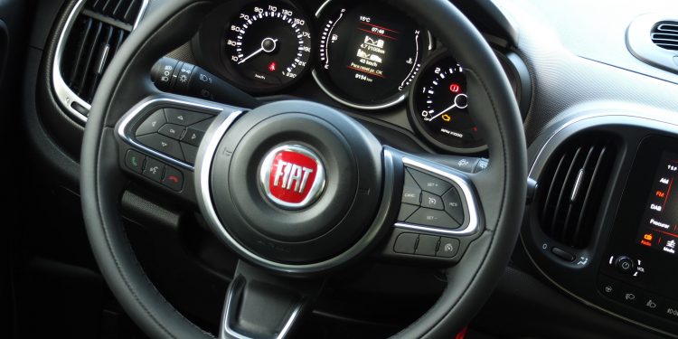 FIAT 500 L 1.3 Multijet Cross: Um Fiat 500 para familias "Cool"! 37