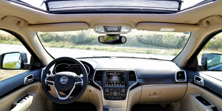 Jeep Grand Cherokee Limited: Exuberância Americana! 33
