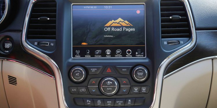 Jeep Grand Cherokee Limited: Exuberância Americana! 32