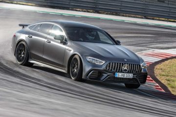 Mercedes AMG GT 4 Coupe enfrenta Nurburgring para ultimas afinações! (Vídeo) 14