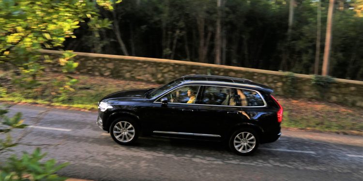Volvo XC90 T8 Plug-Hybrid Inscription: Ecologia de Luxo! 67