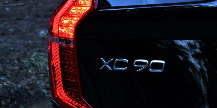 Volvo XC90 T8 Plug-Hybrid Inscription: Ecologia de Luxo! 58