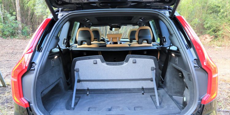 Volvo XC90 T8 Plug-Hybrid Inscription: Ecologia de Luxo! 61