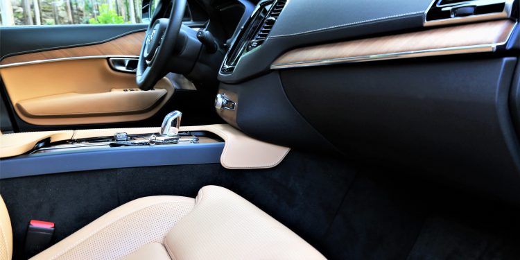 Volvo XC90 T8 Plug-Hybrid Inscription: Ecologia de Luxo! 52