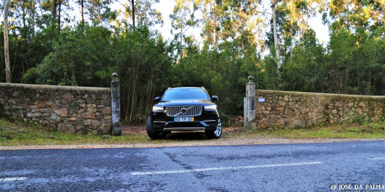 Volvo XC90 T8 Plug-Hybrid Inscription: Ecologia de Luxo! 78