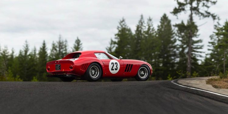 Ferrari 250 GTO volta a bater recorde em leilão ao ser vendido por 41,2 milhões de Euros! 54