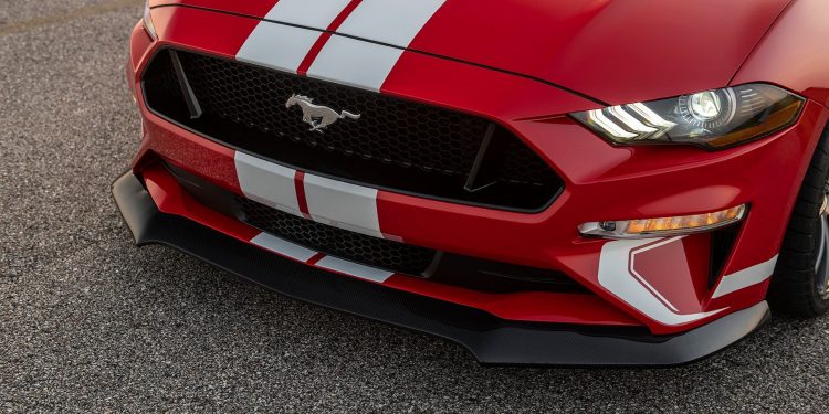 Hennessey celebra o automóvel 10.000 com um Ford Mustang de 800cv! 31