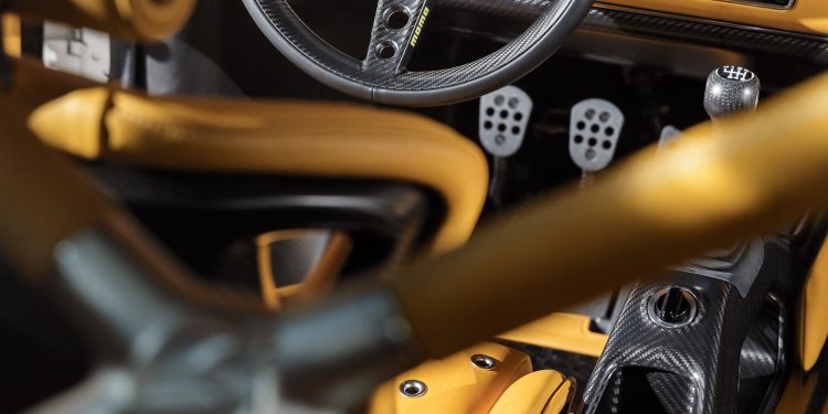 Singer leva Porsche 911 DLS a Pebble Beach! 24