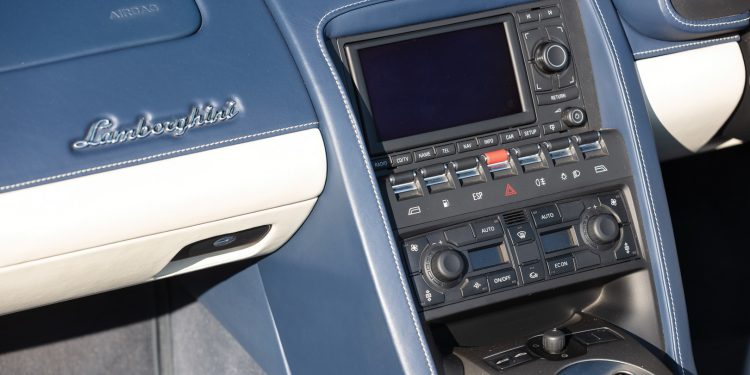 Lamborghini Gallardo de Rod Stewart vai a leilão! 22