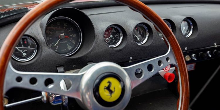 Ferrari 250 GTO volta a bater recorde em leilão ao ser vendido por 41,2 milhões de Euros! 50