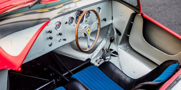 Ferrari 275 P de 1963 que ganhou Le Mans vai a leilão! 40