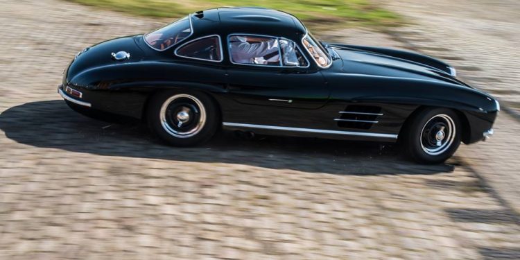 Mercedes SL 300 Gullwing roubado do Hotel de Nurburgring! 17