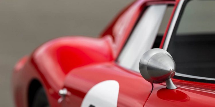 Ferrari 250 GTO volta a bater recorde em leilão ao ser vendido por 41,2 milhões de Euros! 35