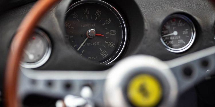 Ferrari 250 GTO volta a bater recorde em leilão ao ser vendido por 41,2 milhões de Euros! 48