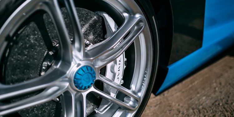 Rimac Concept Two tem 1888cv e recebe novas cores! 19