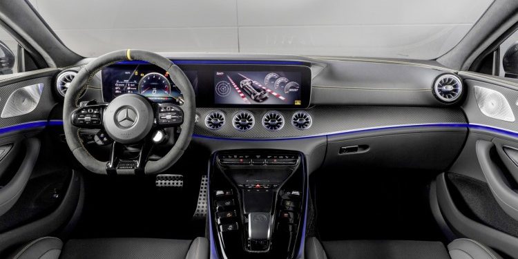 O Mercedes AMG GT 4 portas já tem preços! 19