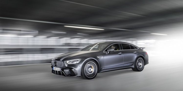 O Mercedes AMG GT 4 portas já tem preços! 18