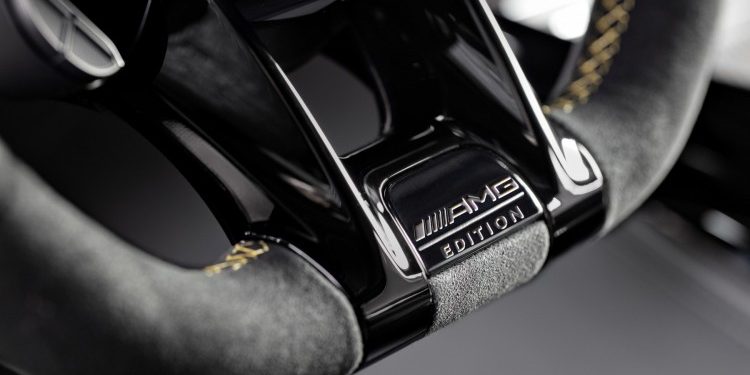 O Mercedes AMG GT 4 portas já tem preços! 14