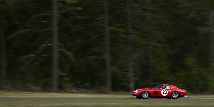 Ferrari 250 GTO volta a bater recorde em leilão ao ser vendido por 41,2 milhões de Euros! 37