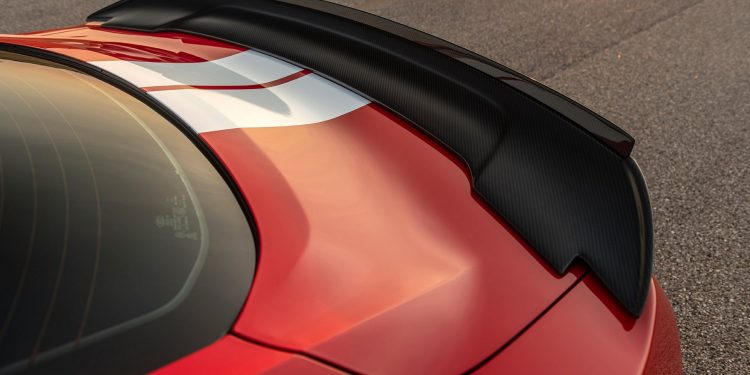 Hennessey celebra o automóvel 10.000 com um Ford Mustang de 800cv! 23