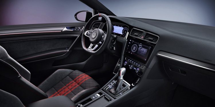 VW Golf GTI TCR a alternativa "menos dispendiosa" ao Golf R! 17
