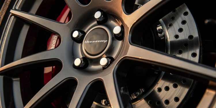 Hennessey celebra o automóvel 10.000 com um Ford Mustang de 800cv! 24