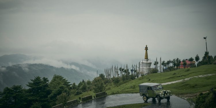 Esta pequena Vila do Himalaias tem uma frota de Land Rover Defender! 34 Esta pequena Vila do Himalaias tem uma frota de Land Rover Defender! 34