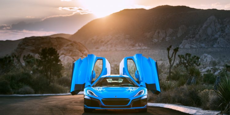 Rimac Concept Two tem 1888cv e recebe novas cores! 17