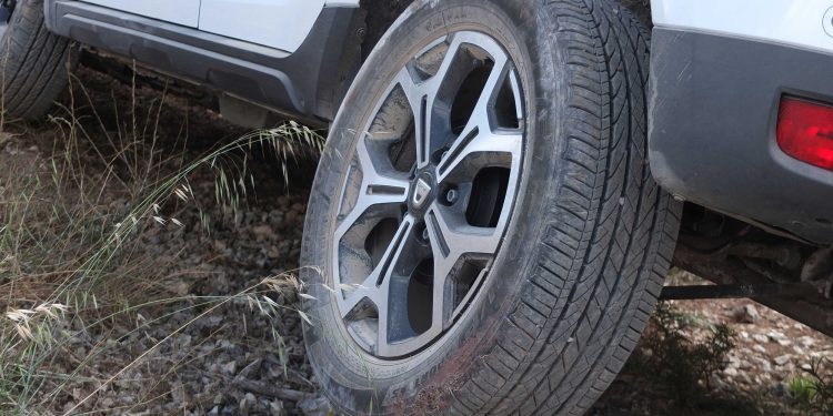 Dacia Duster 1.5 dCi 4X4: A excelência pode ser acessível! 56