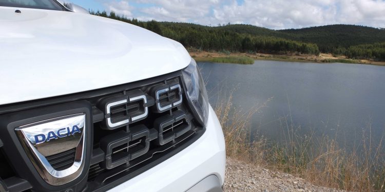 Dacia Duster 1.5 dCi 4X4: A excelência pode ser acessível! 52